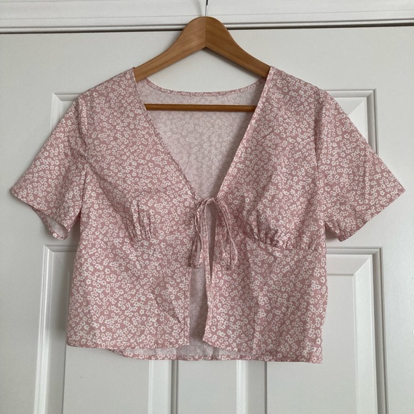 Floral Wrap Top S/M - Picture 2 of 13